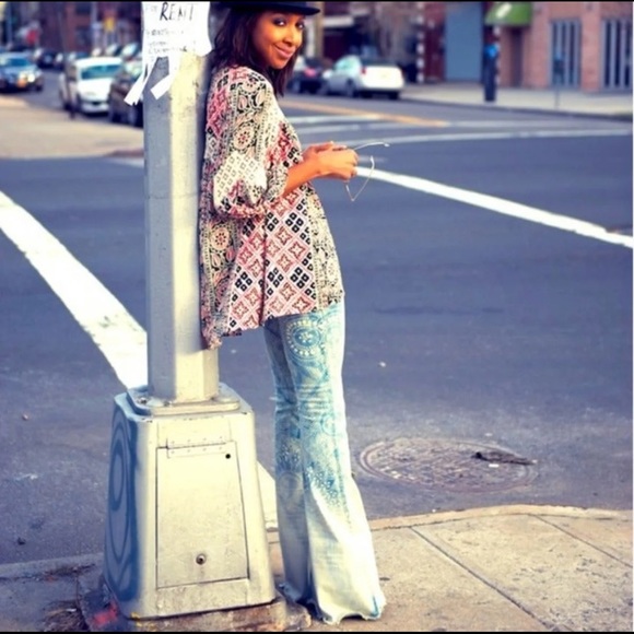 Free People Bali Discharge flare jeans - Picture 2 of 11